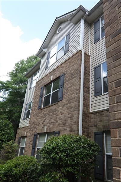Property Photo: 4202 Par Three Way GA 30038