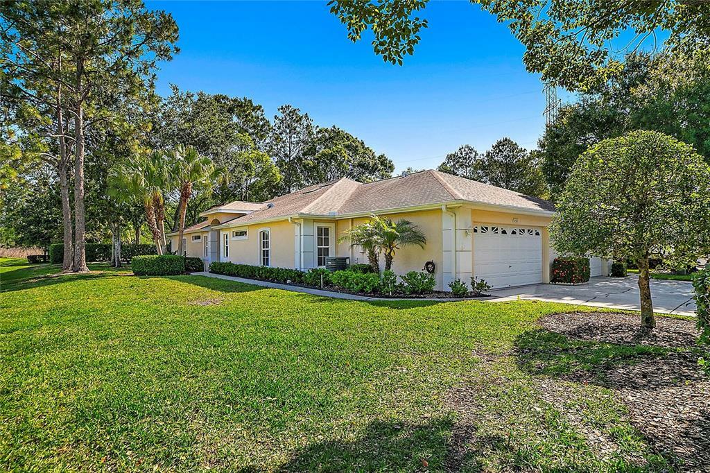Property Photo: 4511 Connery Court FL 34685