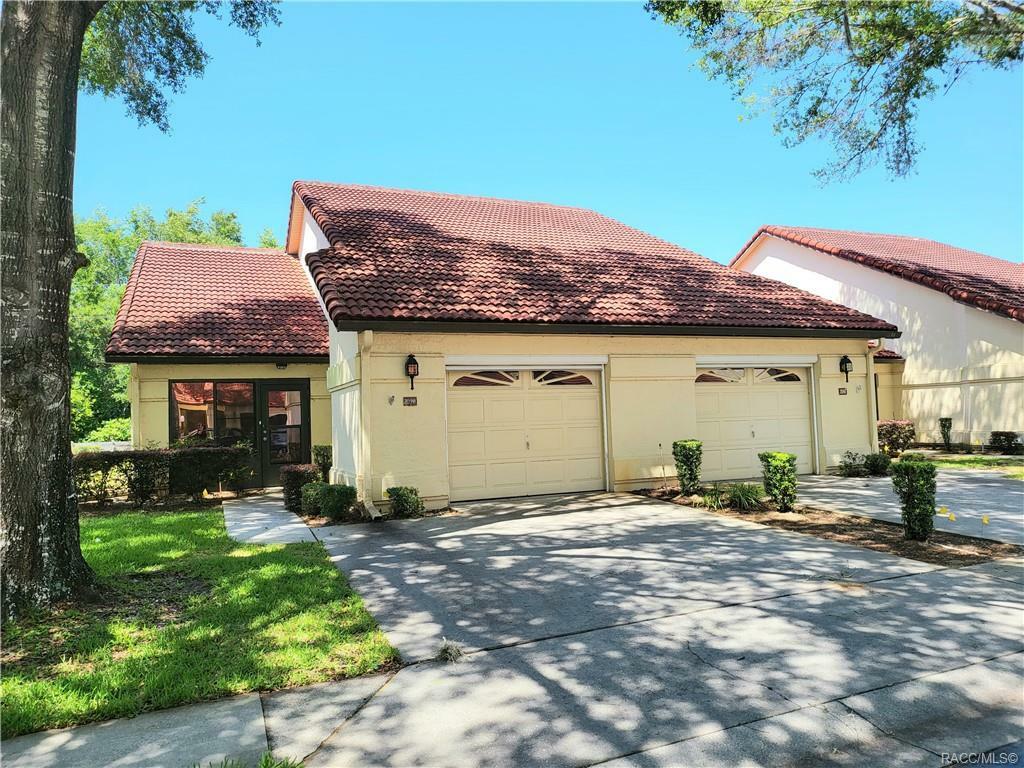 Property Photo:  2070 Forest Drive  FL 34453 