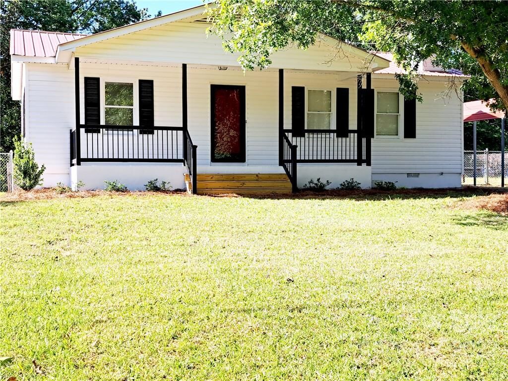 Property Photo: 1027 Deer Track Drive SC 29732