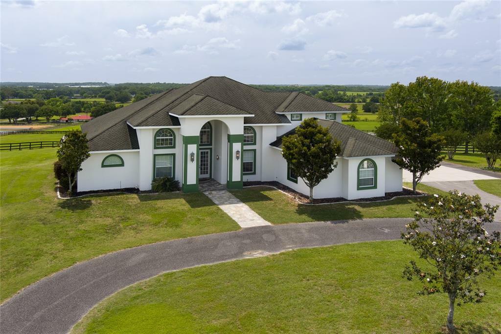 Property Photo: 11600 N US Highway 441 FL 34475