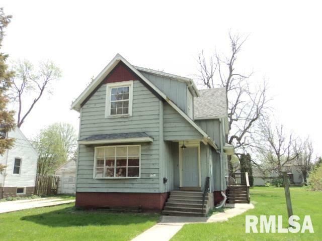 Property Photo: 1040 E Berrien IL 61401