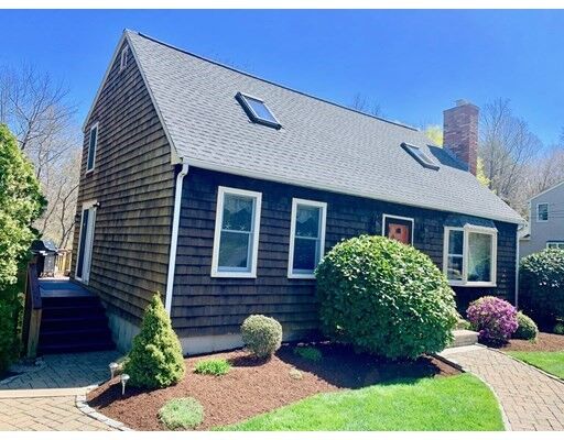 Property Photo: 8 Whitaker Way MA 01915