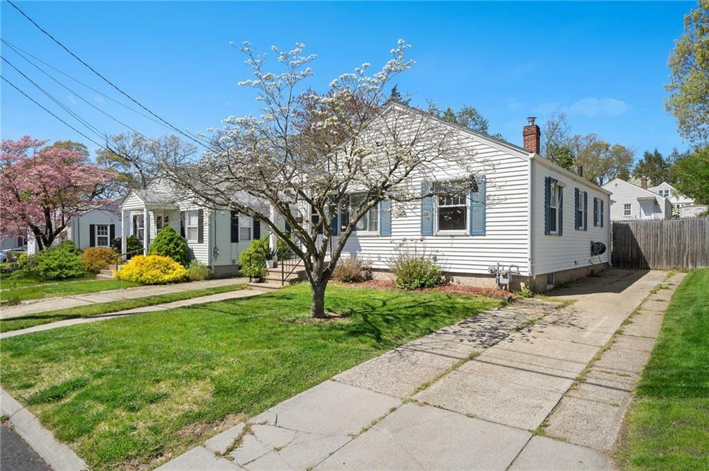 Property Photo: 83 Fordson Av RI 02910