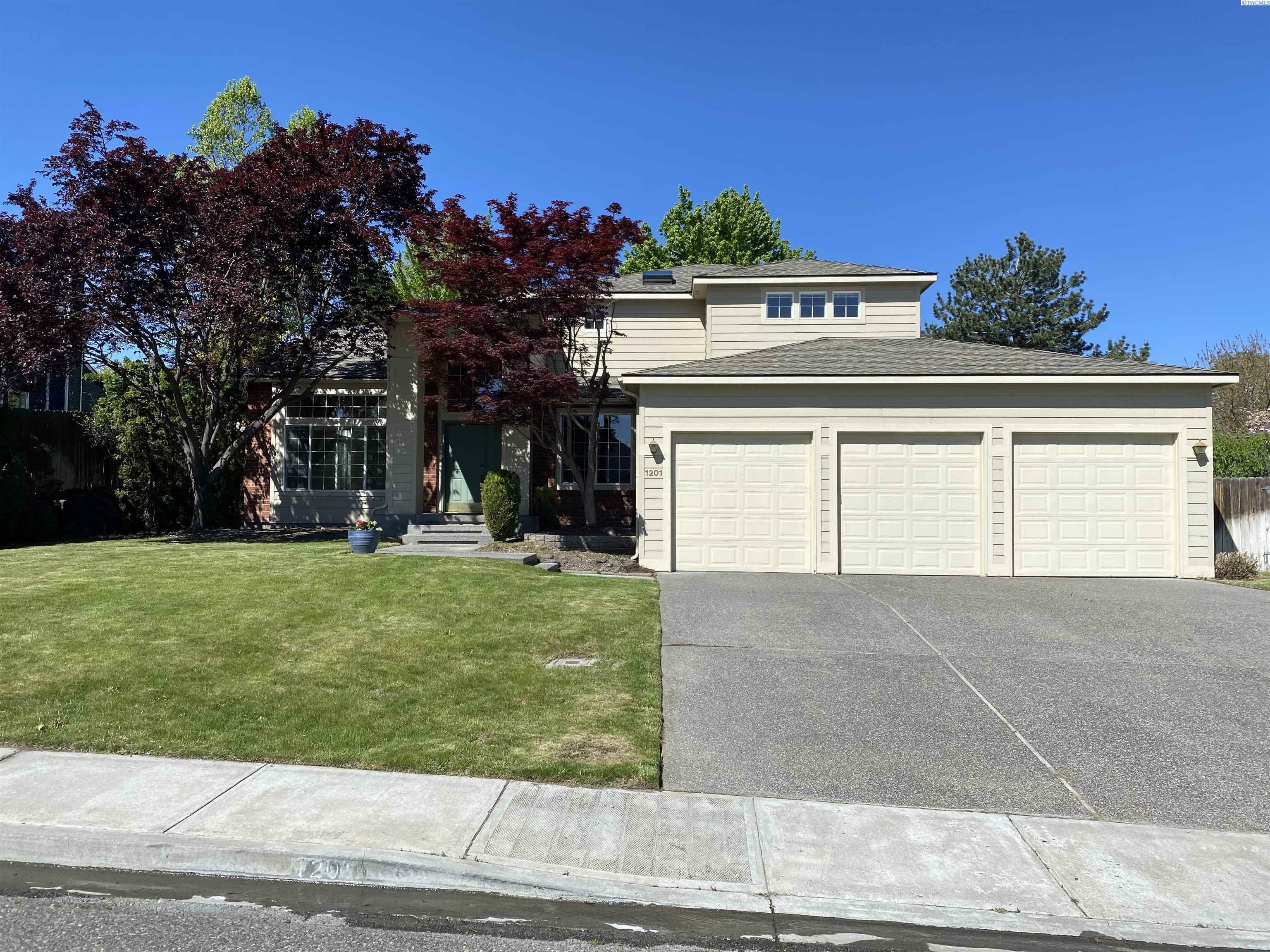 1201 Oxford Ave  Richland WA 99352 photo