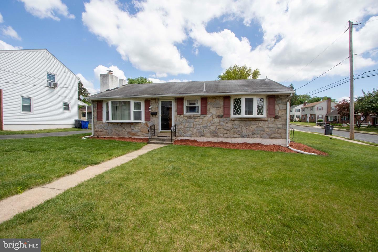 Property Photo:  452 Belmont Street  PA 19464 