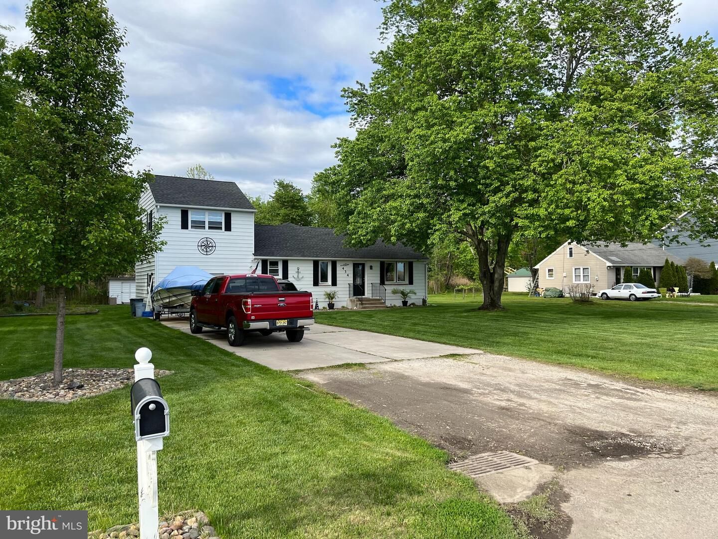 Property Photo:  434 E Pittsfield Street  NJ 08070 