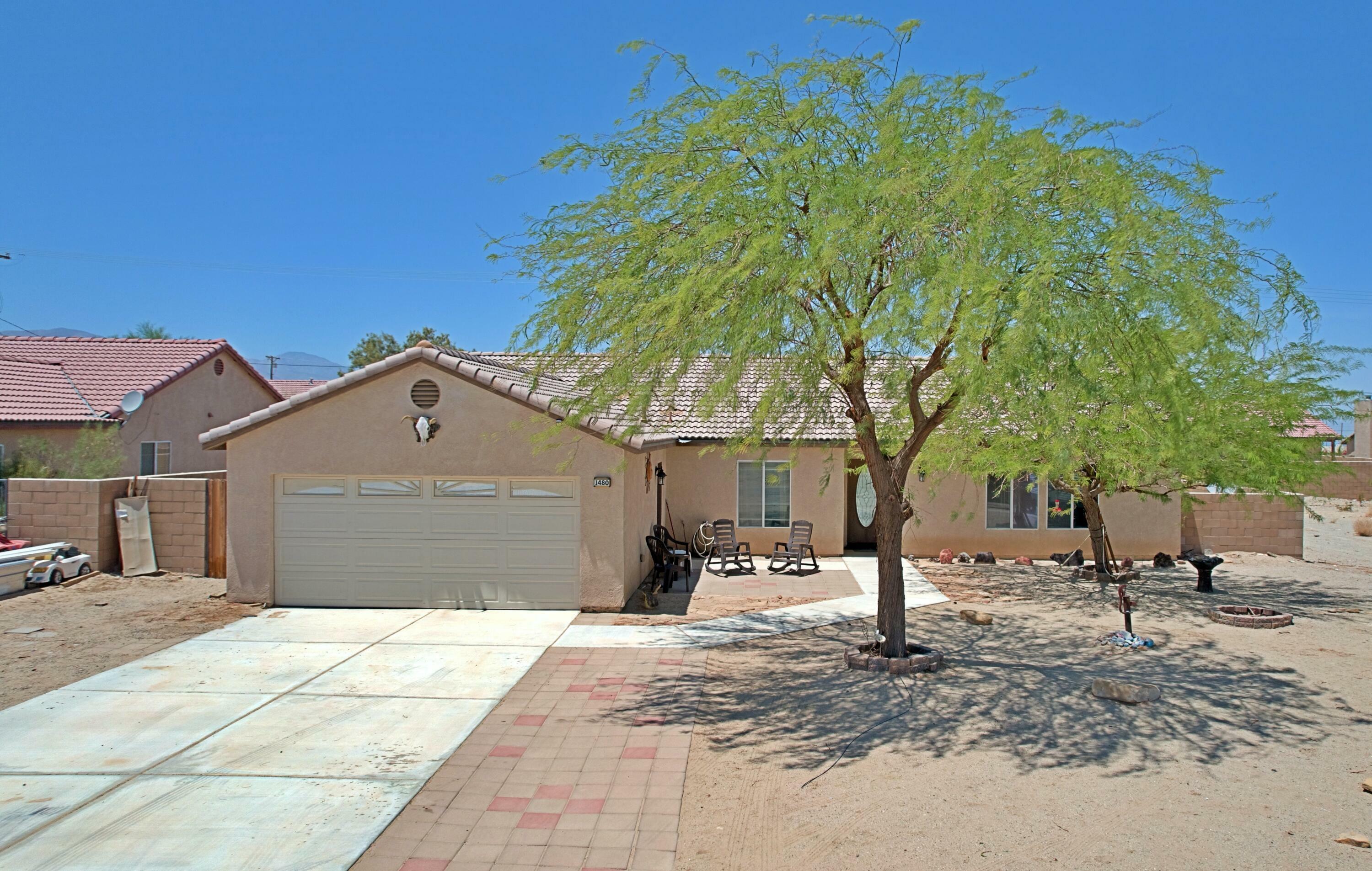 Property Photo:  1480 Catalina Avenue  CA 92274 
