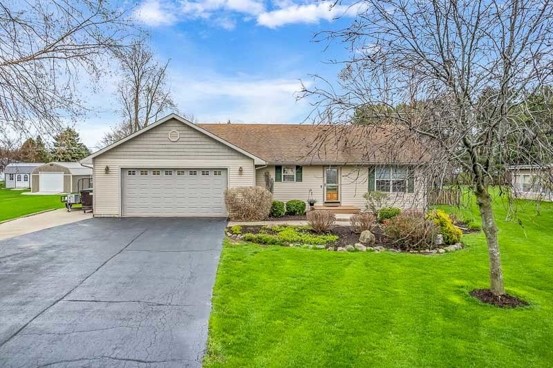 Property Photo: 2615 Graham Road IL 61008