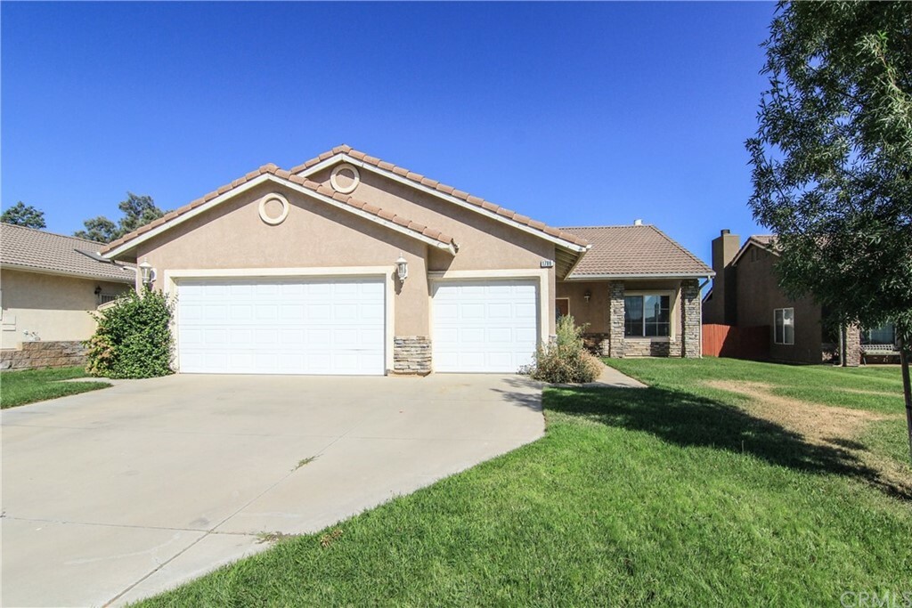 Property Photo:  1786 Shane Lane  CA 92223 