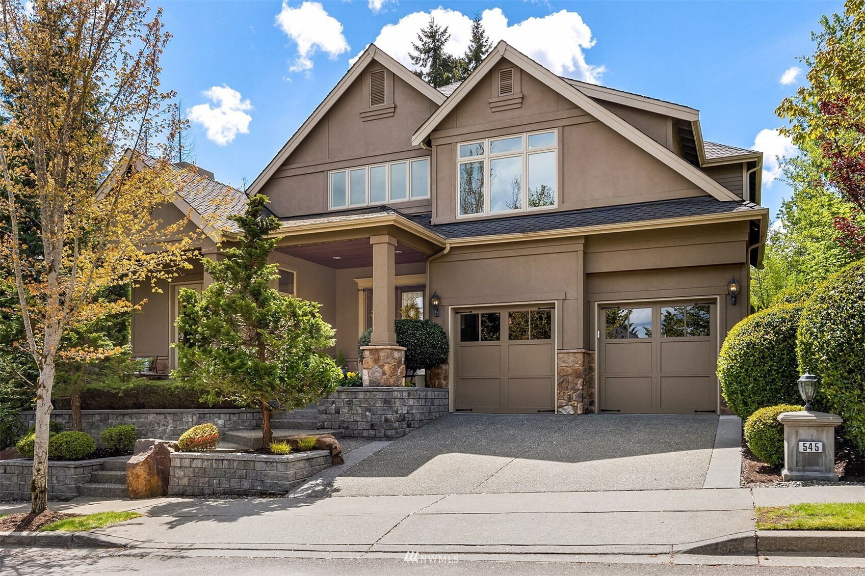 Property Photo:  545 Timber Creek Drive NW  WA 98027 