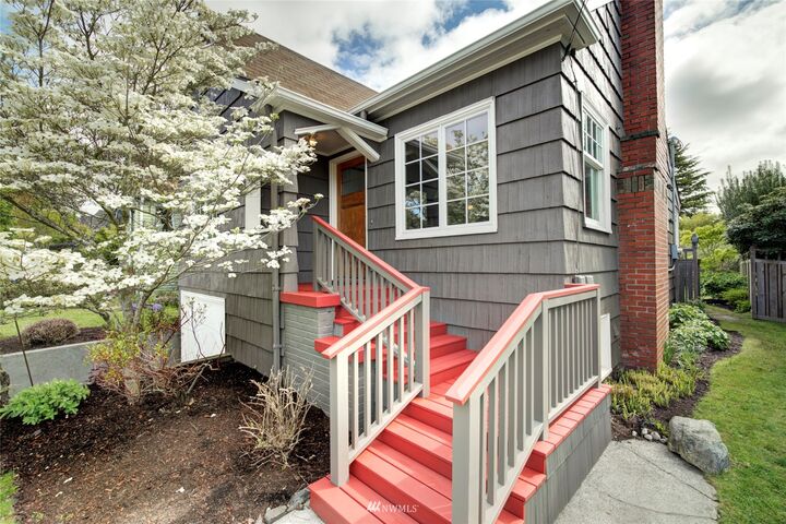 Property Photo: 7530 Mary Avenue NW WA 98177