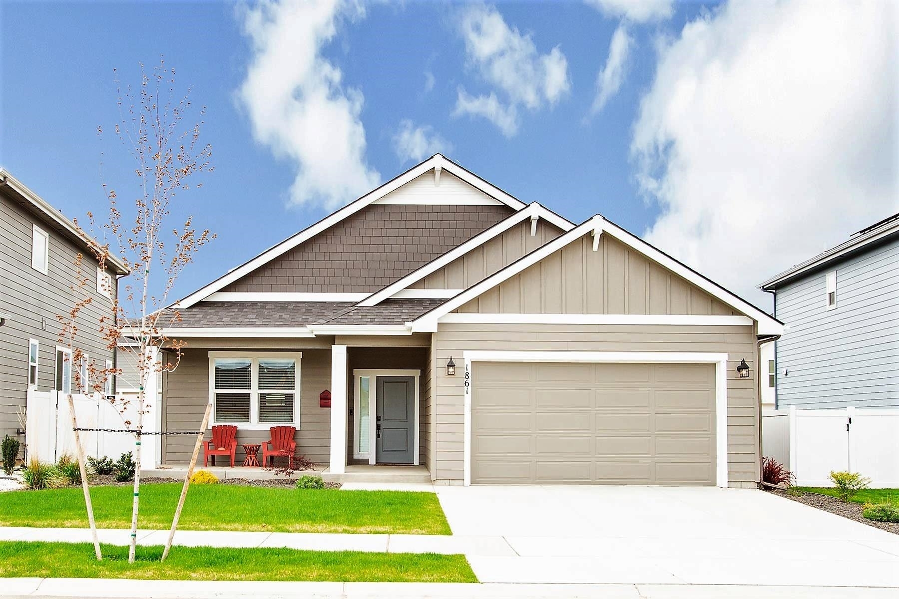 Property Photo: 1861 N Hood River Rd WA 99019