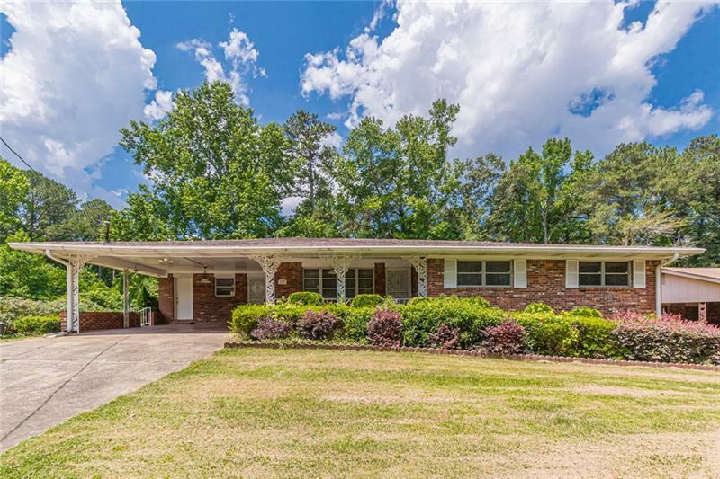 Property Photo:  633 Handley Avenue SW  GA 30310 