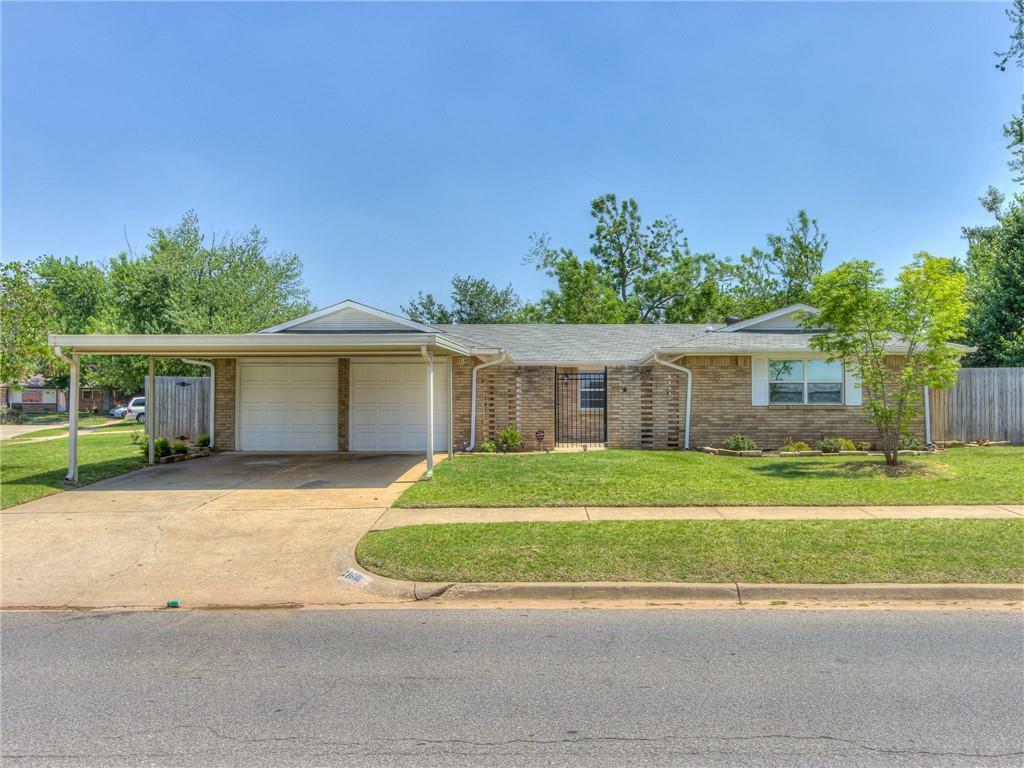 Property Photo:  216 S Heights Drive  OK 73064 