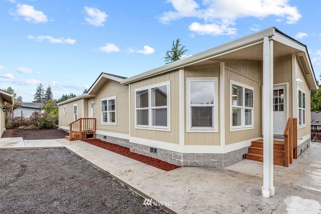 Property Photo: 307 Olson Road WA 98632