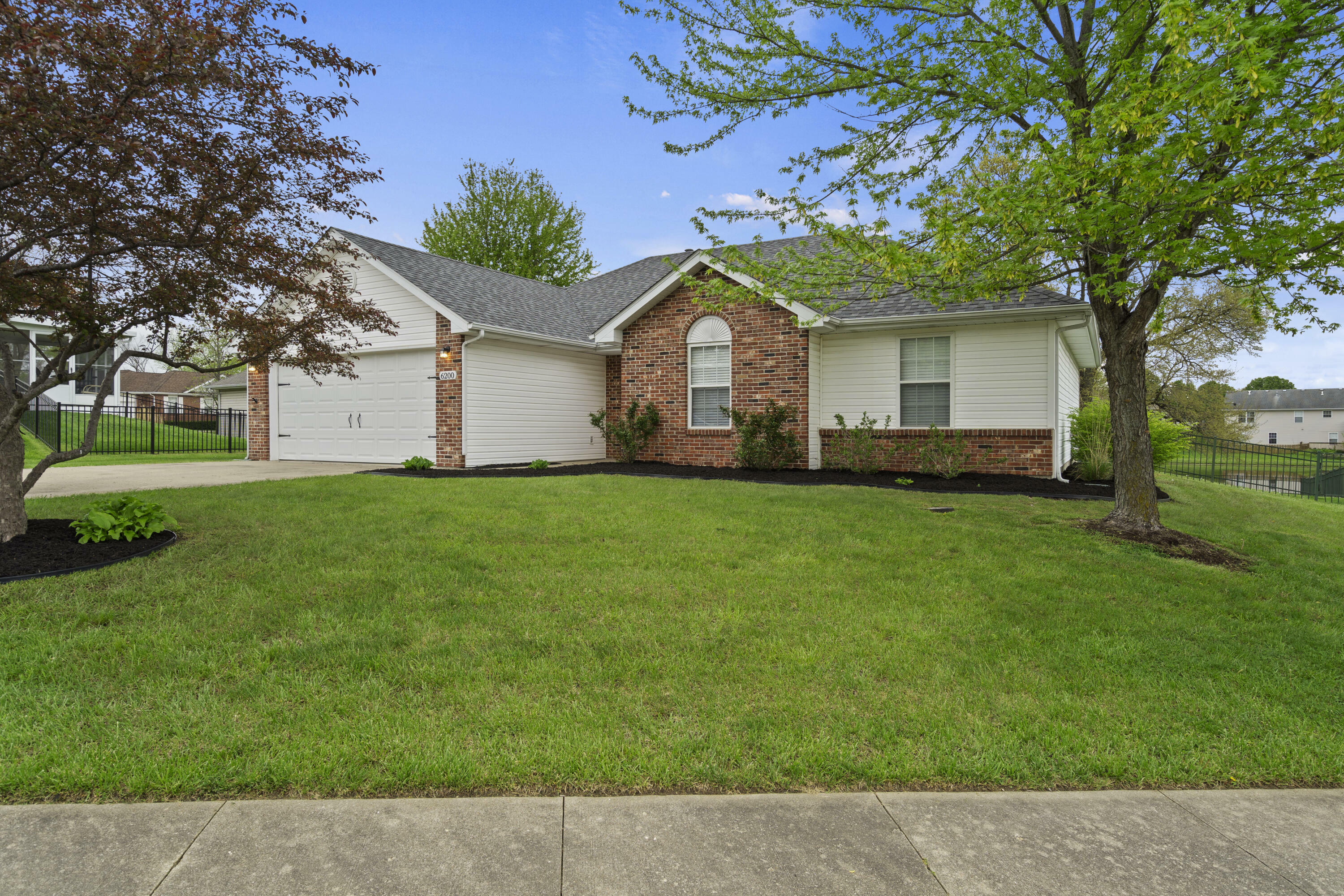 Property Photo:  6200 N Water Cress Cir  MO 65202 