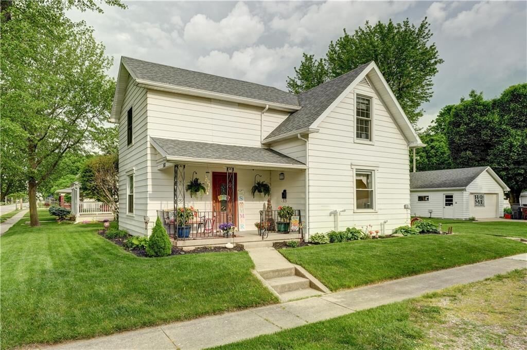 Property Photo:  302 E South Street  OH 45304 
