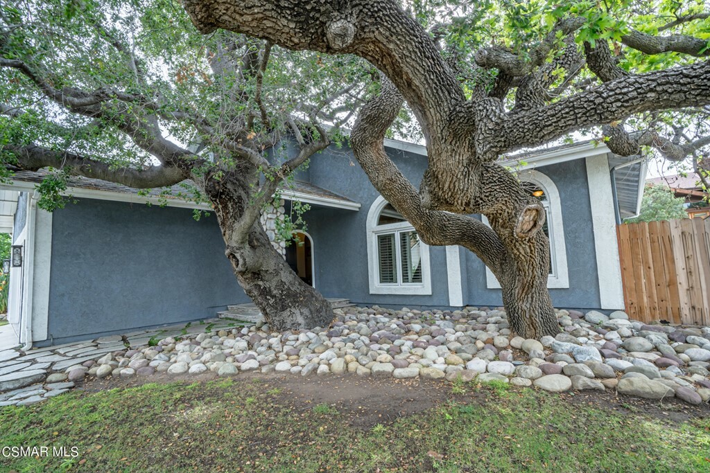 Property Photo:  169 Heavenly Valley Road  CA 91320 