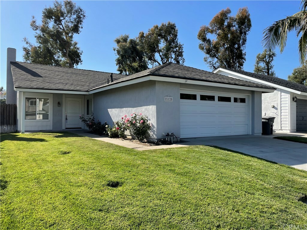 Property Photo:  21125 Larchmont Drive  CA 92630 