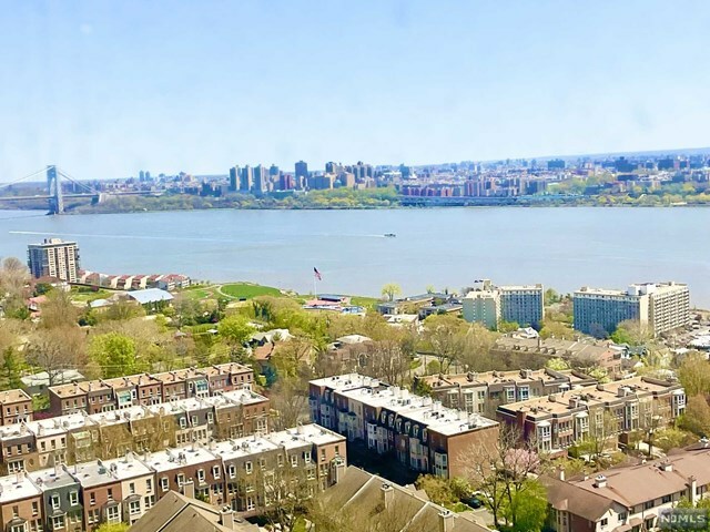 Property Photo: 300 Winston Drive 2205 NJ 07010