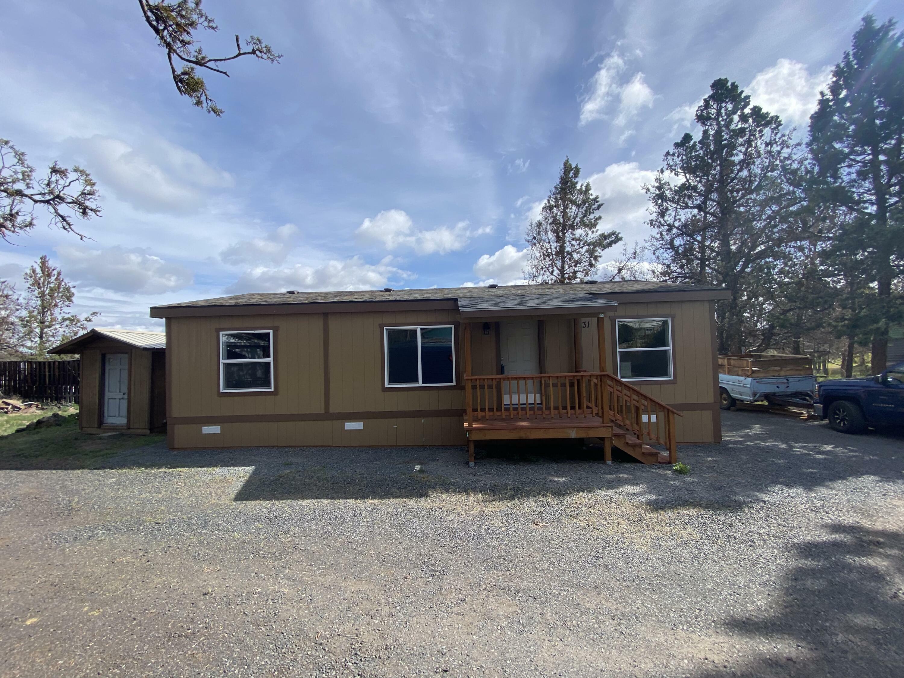 Property Photo:  64100 N Highway 97 Unit #31  OR 97703 