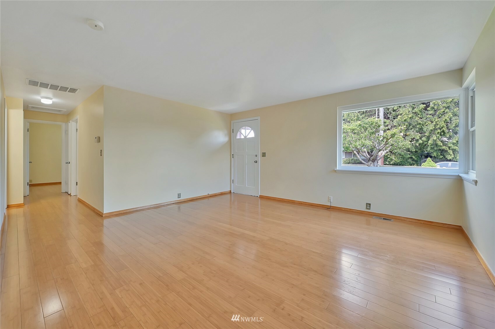 Property Photo:  8019 S 112th Street  WA 98178 