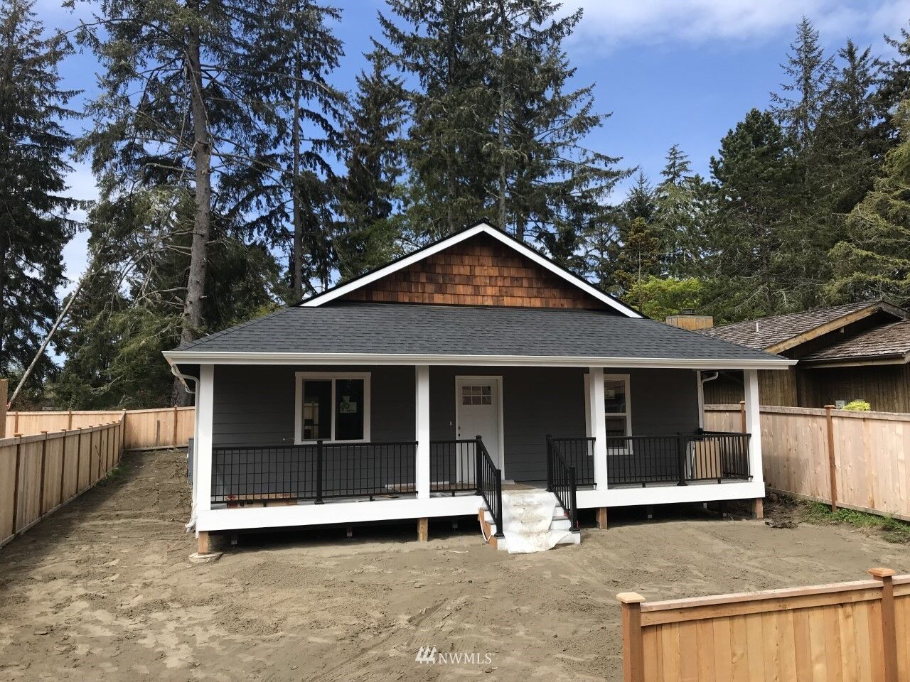 Property Photo:  611 N Melbourne Street  WA 98595 