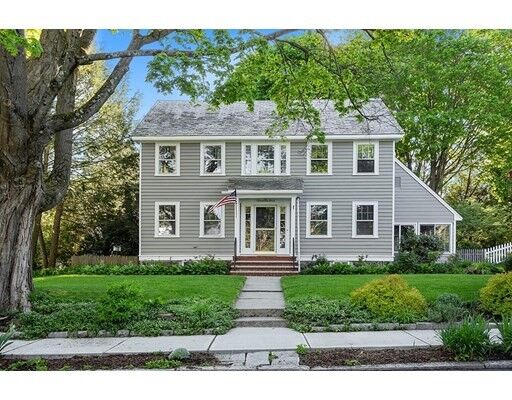 Property Photo: 7 Carisbrooke Street MA 01810