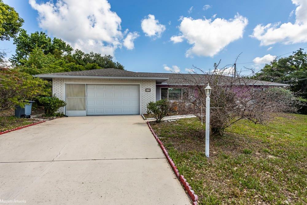 Property Photo:  618 Sullivan Street  FL 32725 