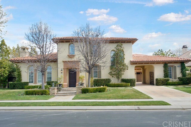 Property Photo: 25411 Prado De Amor CA 91302