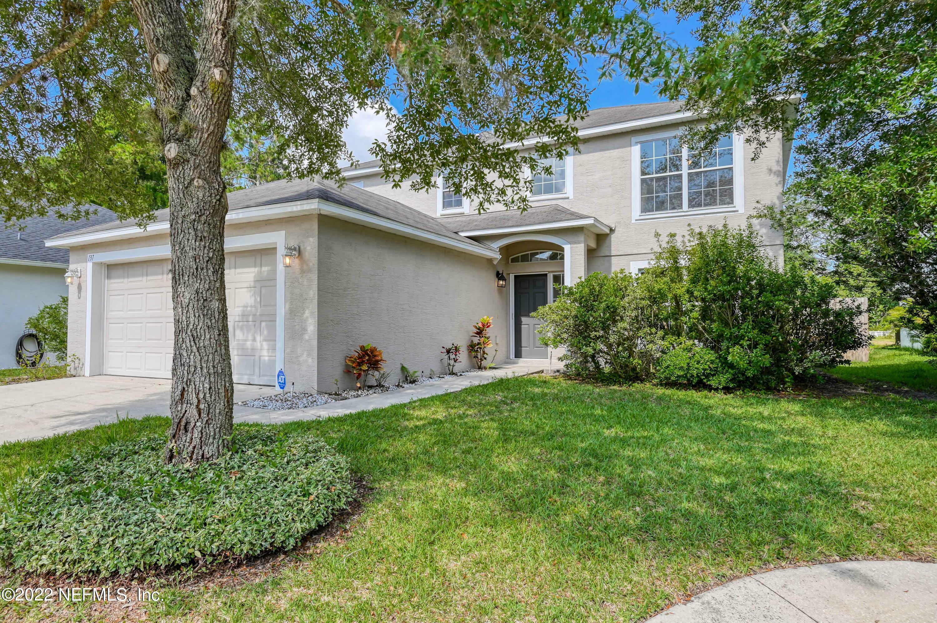 Property Photo:  137 King Arthur Court  FL 32086 