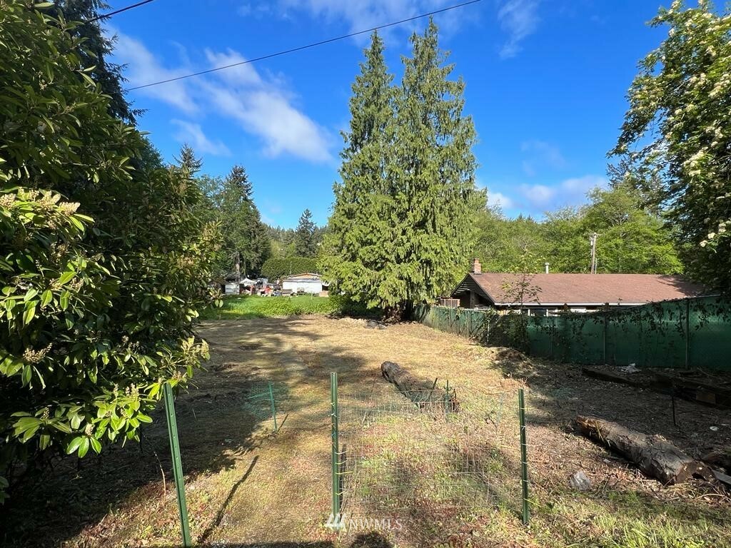 Property Photo:  33425 43rd Avenue SW  WA 98023 