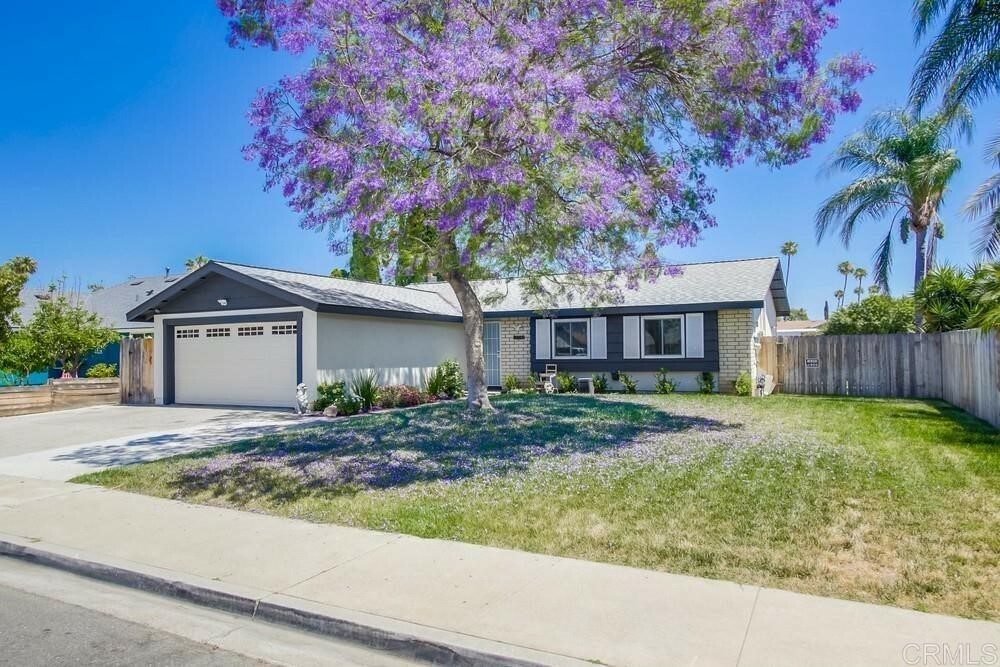 Property Photo:  2165 Weatherby  CA 92027 