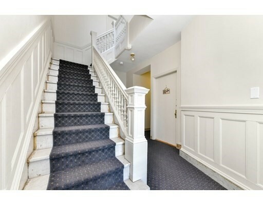 Property Photo:  36 Winchester St 2  MA 02446 