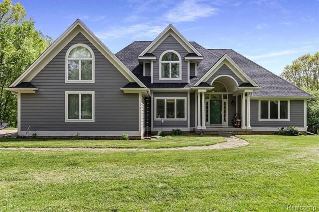 Property Photo: 10890 Erindale Court MI 48442