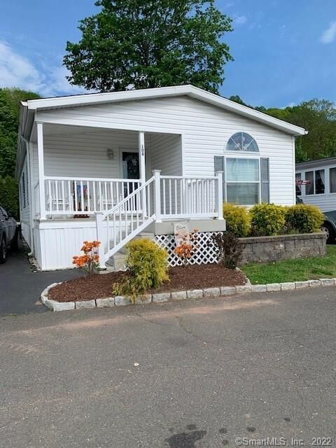 Property Photo: 1012 Old Colony Road 108 CT 06451