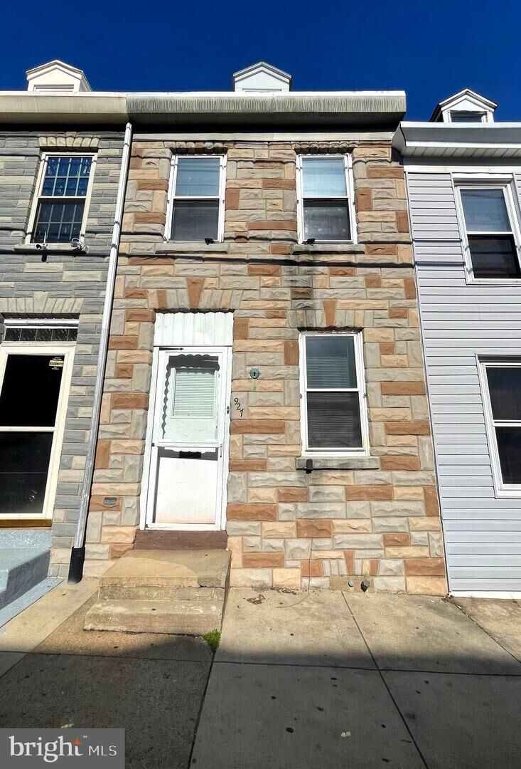 Property Photo:  927 Church Street  PA 19601 