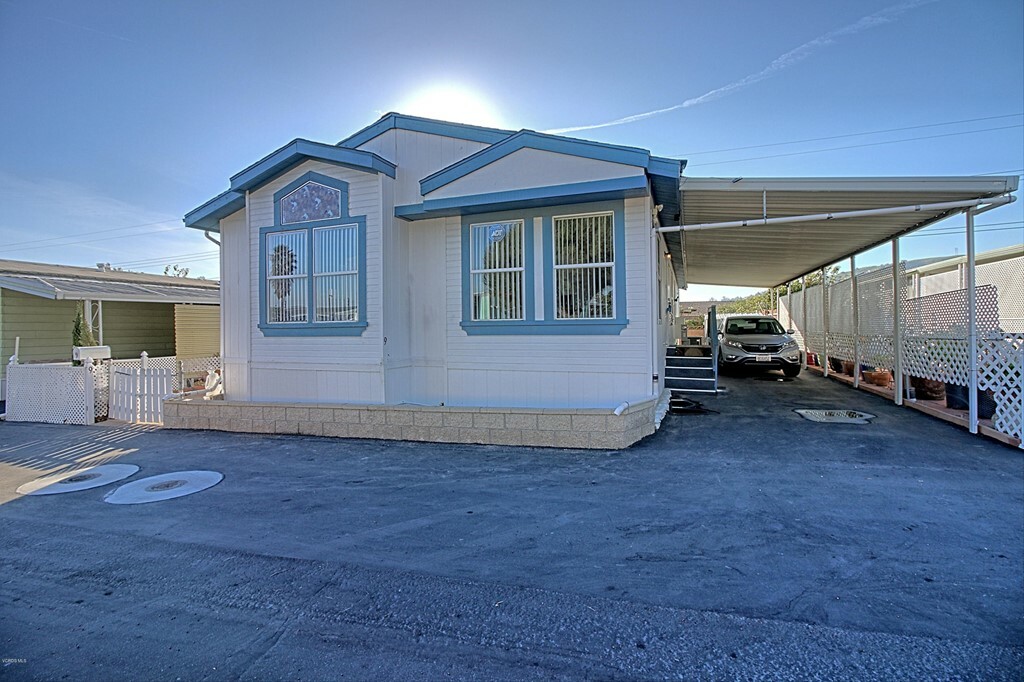 Property Photo:  1500 Richmond Road 9  CA 93060 