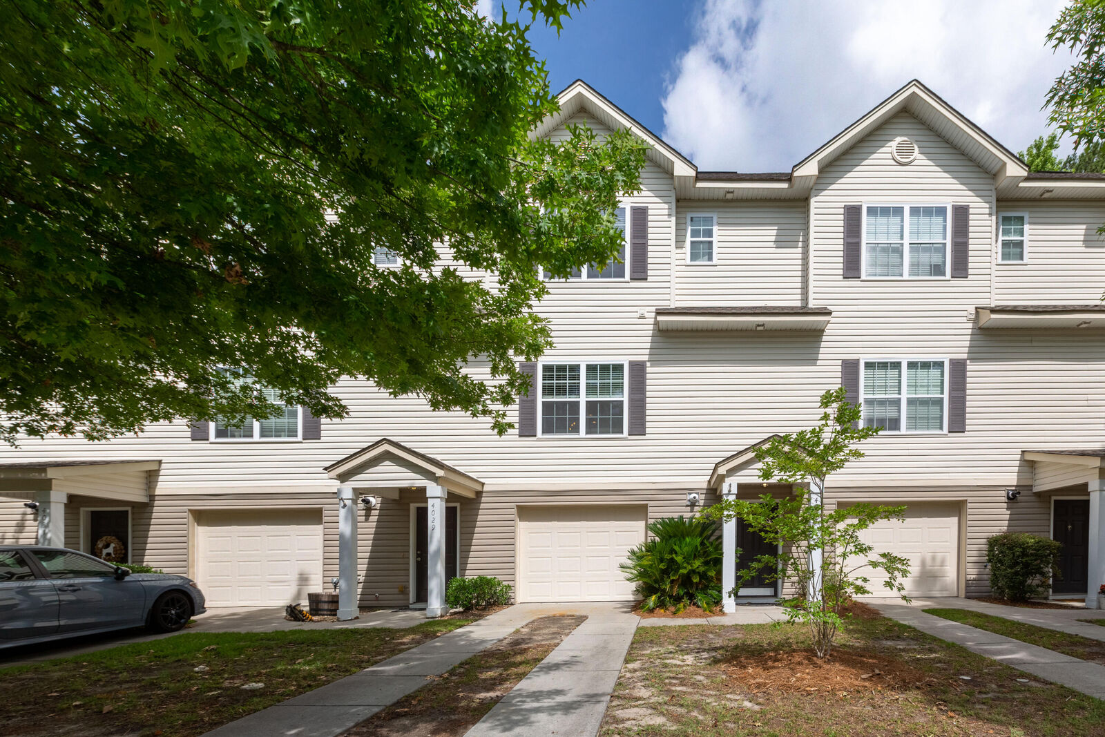 Property Photo: 4027 Hartland Street SC 29414