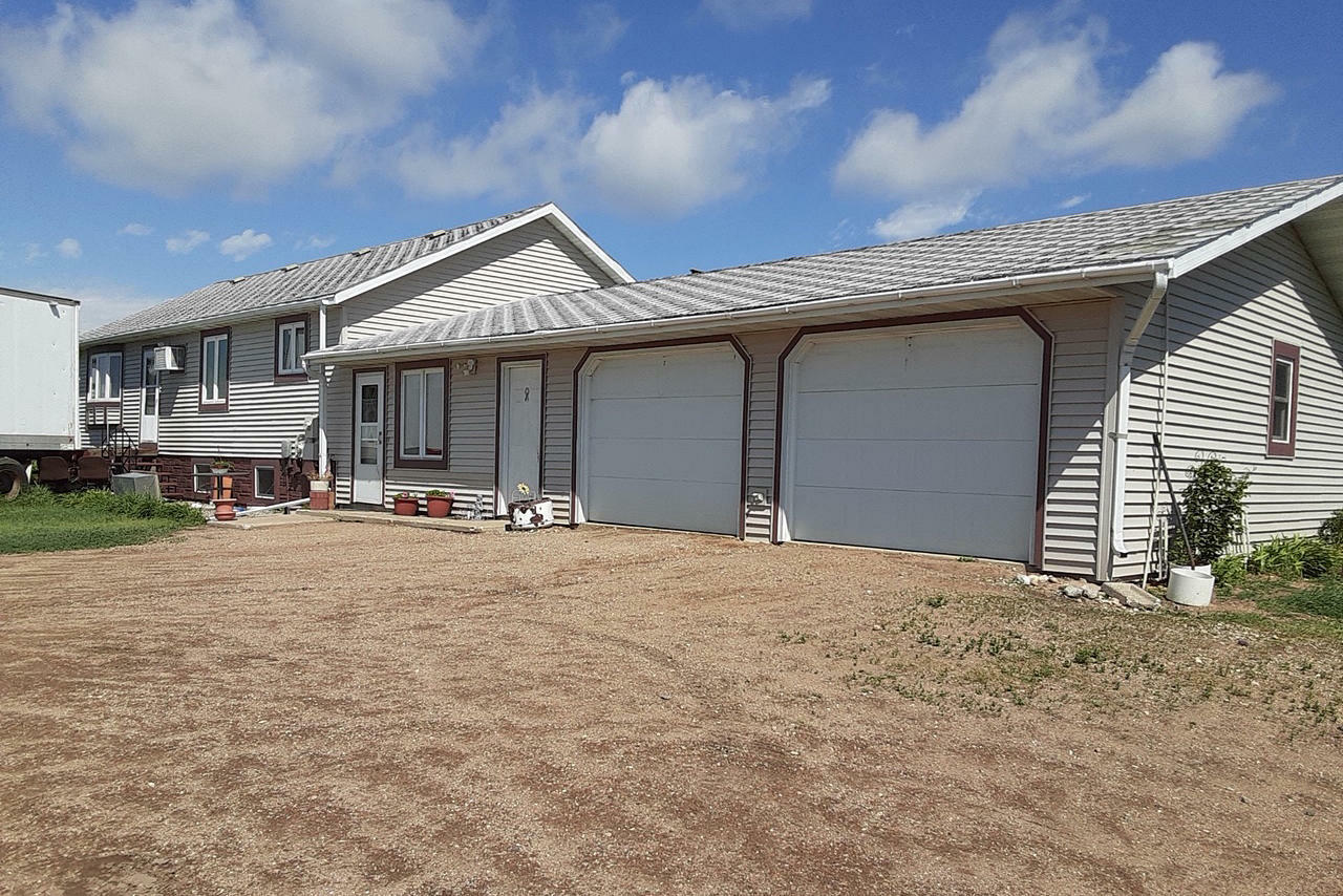 Property Photo:  3725 Hwy 30 SE  ND 58467 