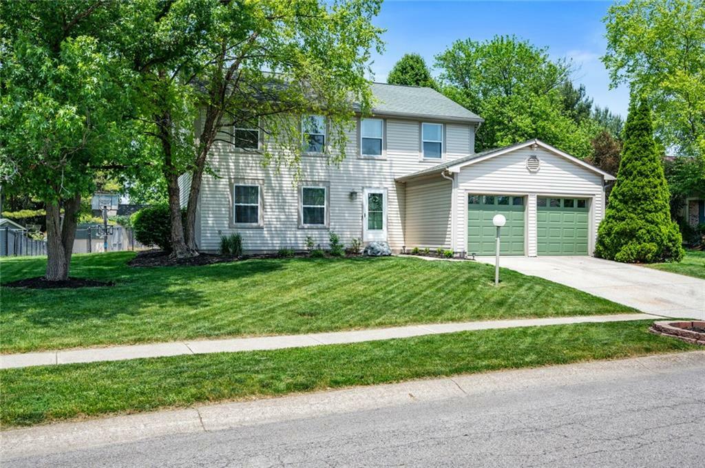 Property Photo: 7694 Creekside Drive IN 46038