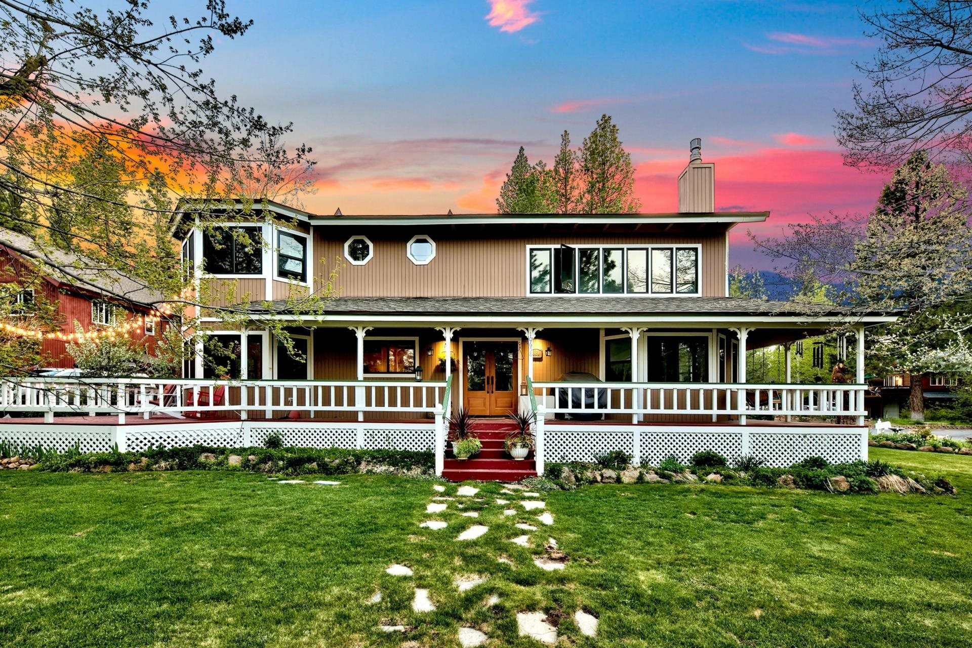 Property Photo: 10658 Royal Crest Drive CA 96161