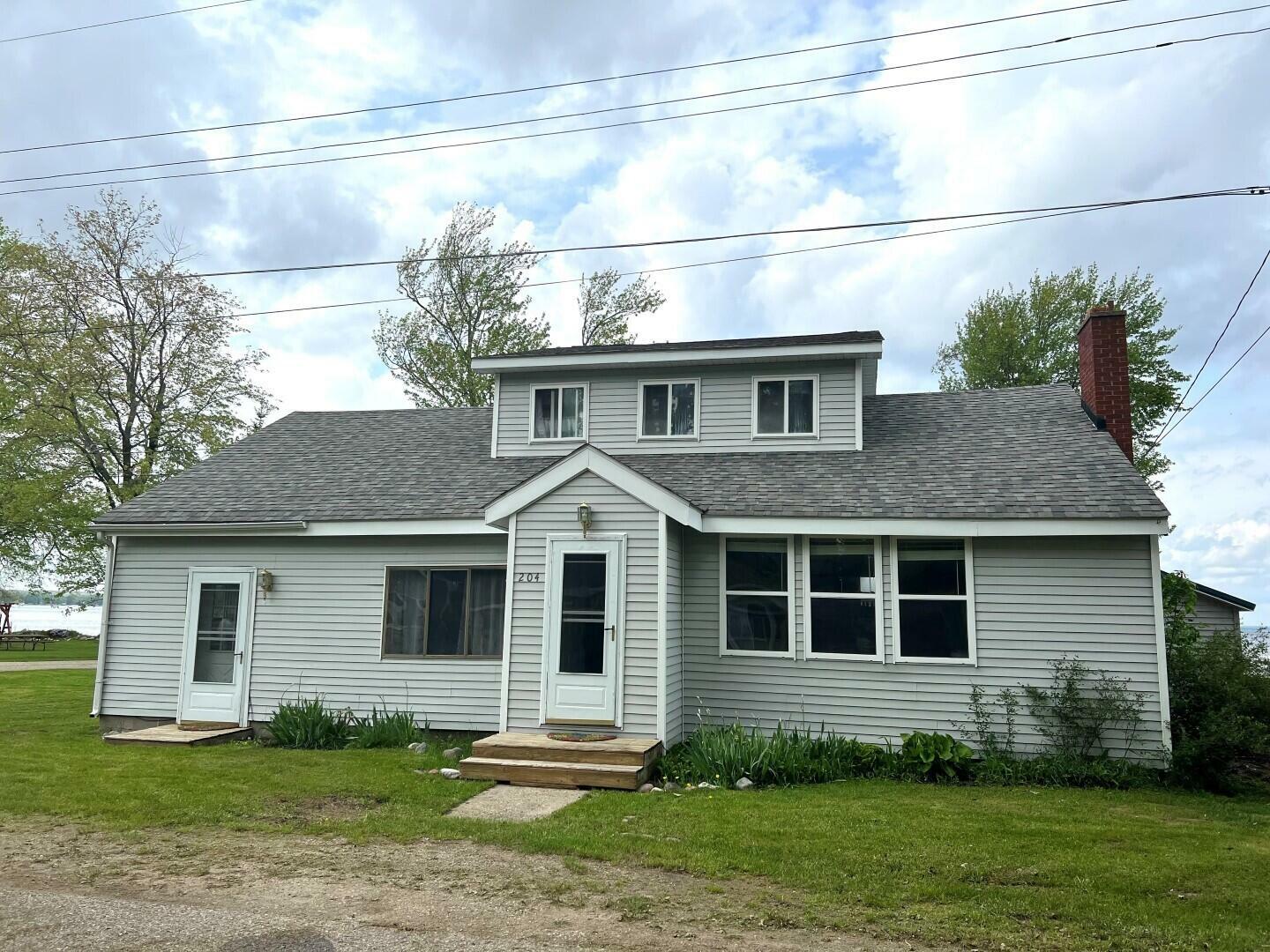 204 Broadway Road  Houghton Lake MI 48629 photo