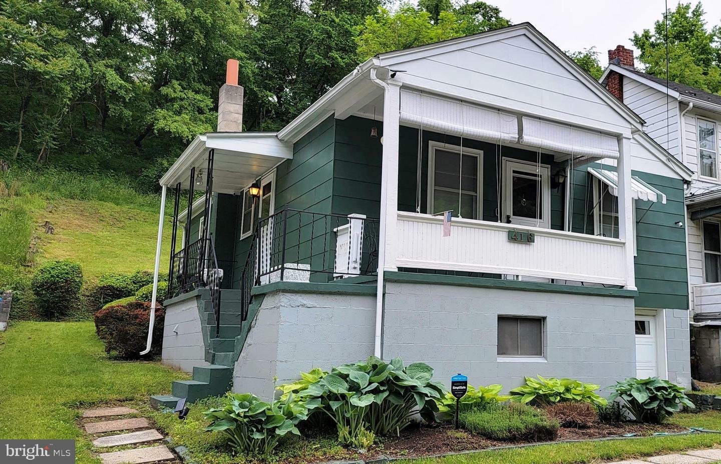 Property Photo:  416 Pine Avenue  MD 21502 