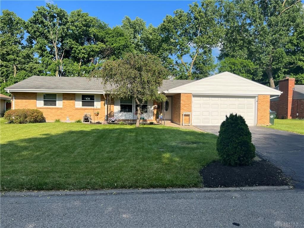 Property Photo: 3418 Dahlia Drive OH 45449