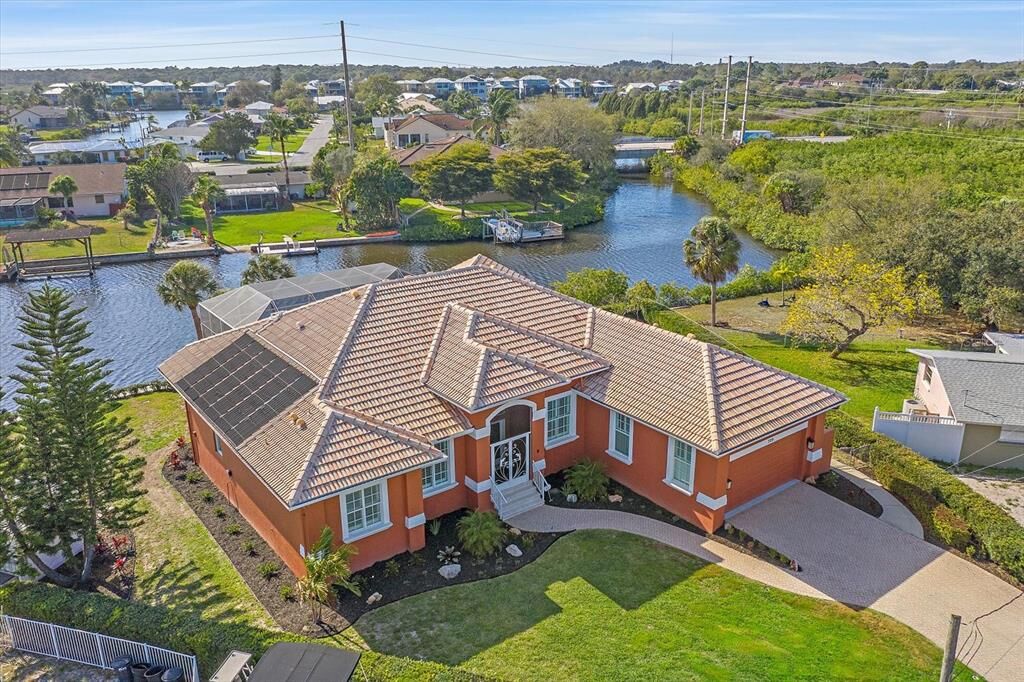 Property Photo:  729 Lesia Drive  FL 34275 