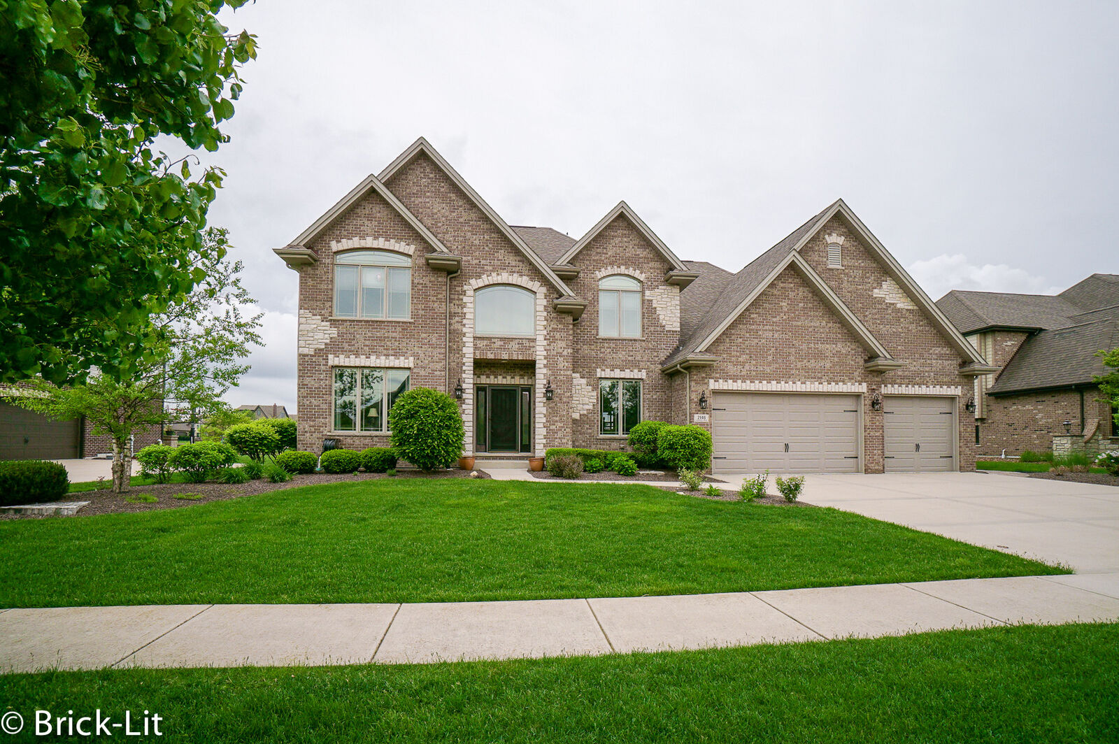Property Photo:  2146 Viewside Drive  IL 60451 