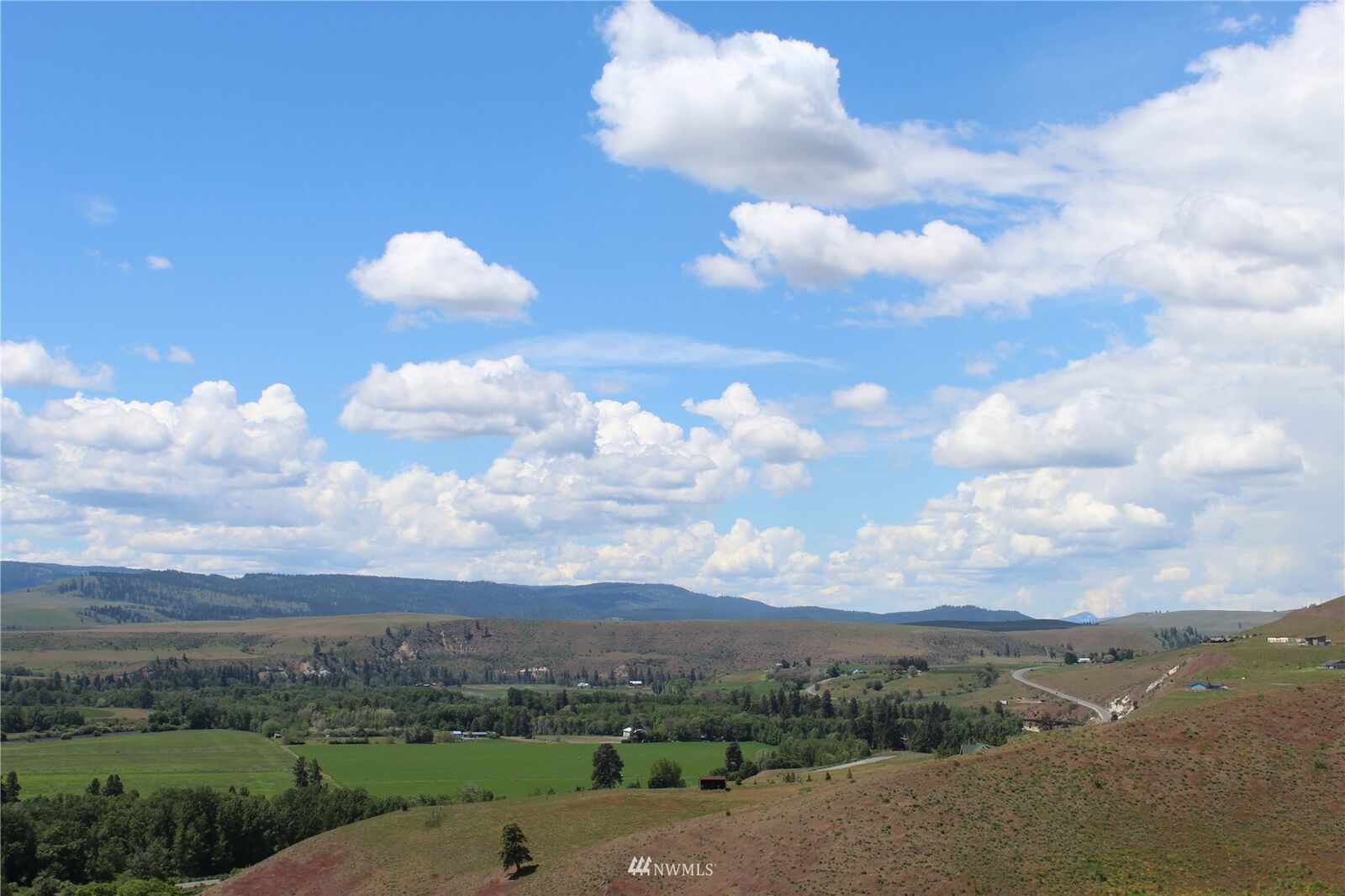 Property Photo: 281 Xxx Indian Lake Drive WA 98926