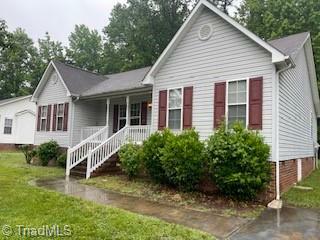 Property Photo:  1807 Enoch Lane  NC 27405 